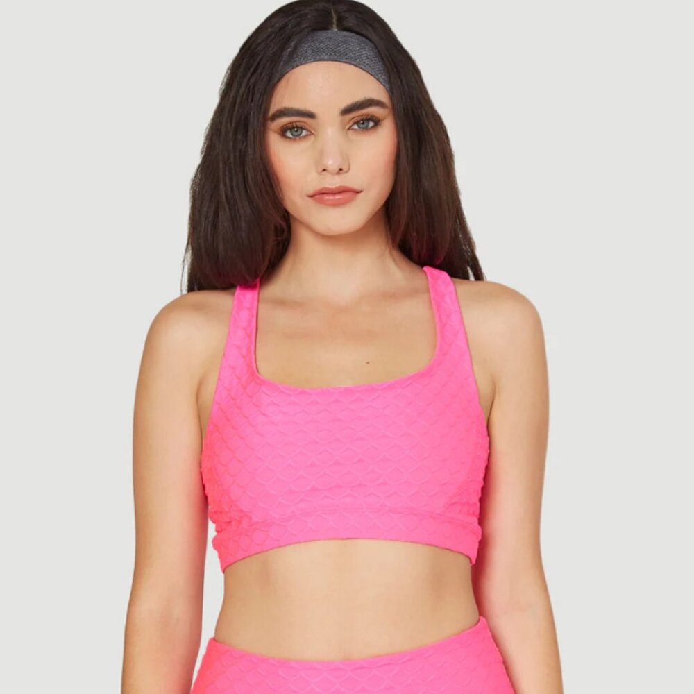 Trophy Yoga LA Scallop Strappy Bra NWT S XL